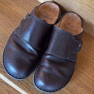 Finn Comfort size 40, US size 9 brown leather clogs made in Germany 0422107 7